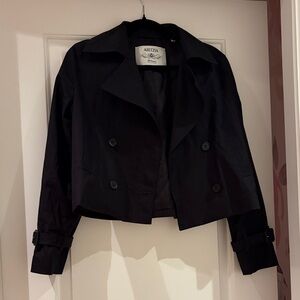 Aritzia Black Esquire Women's Cropped Trench Coat Water Repellent Fabric XXS